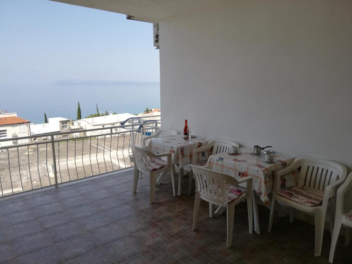 Apartments Aniko Saric Tučepi Extérieur photo
